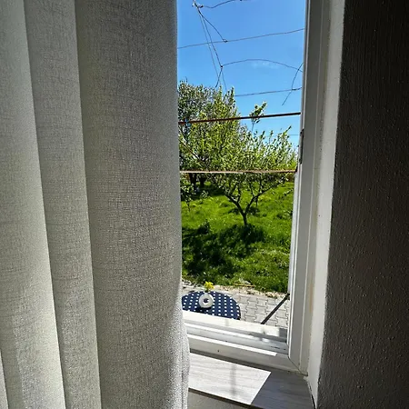 Gæstehus Ajasma 3*